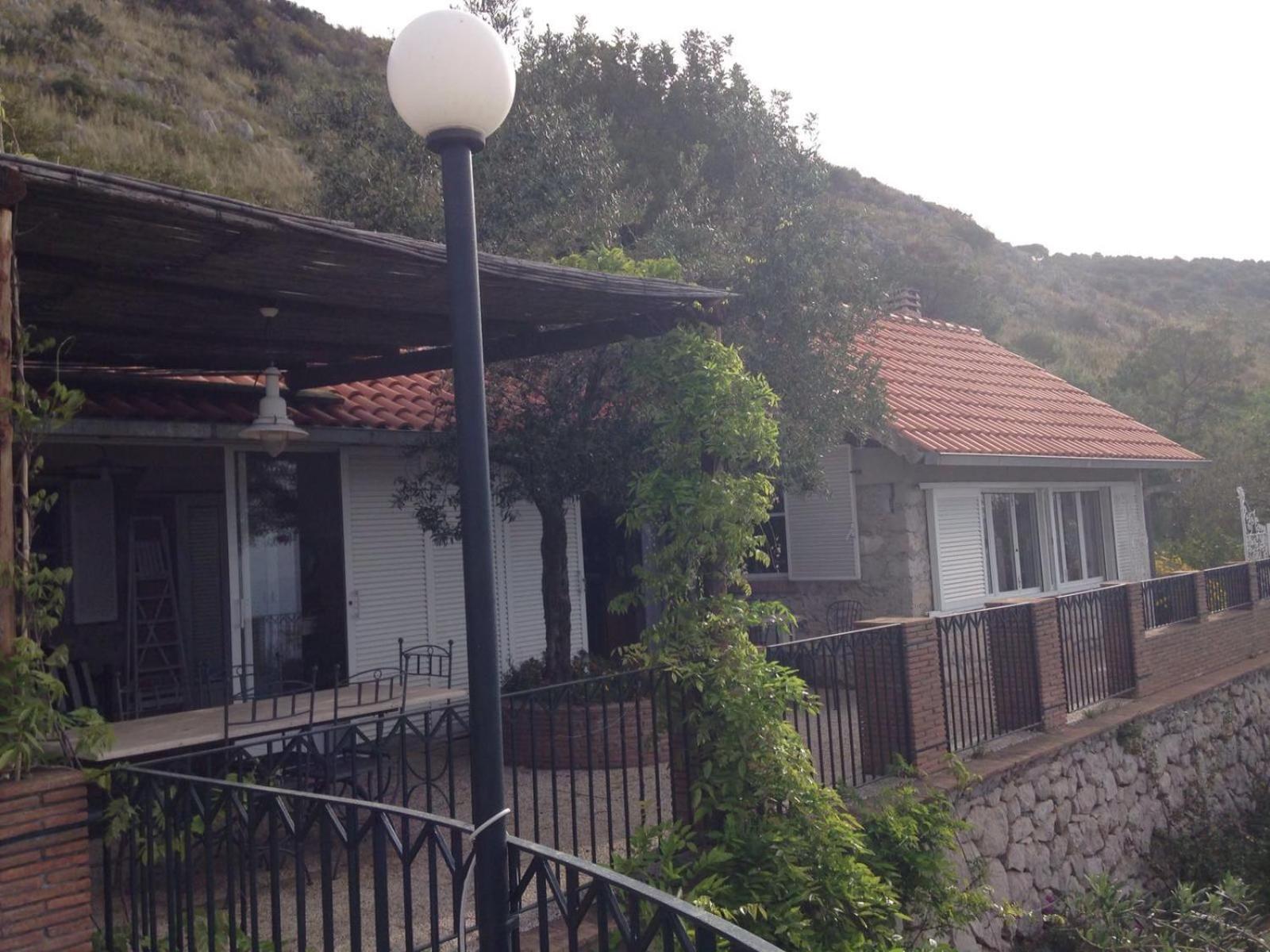 Villa "Ai Galli" Террачина Номер фото