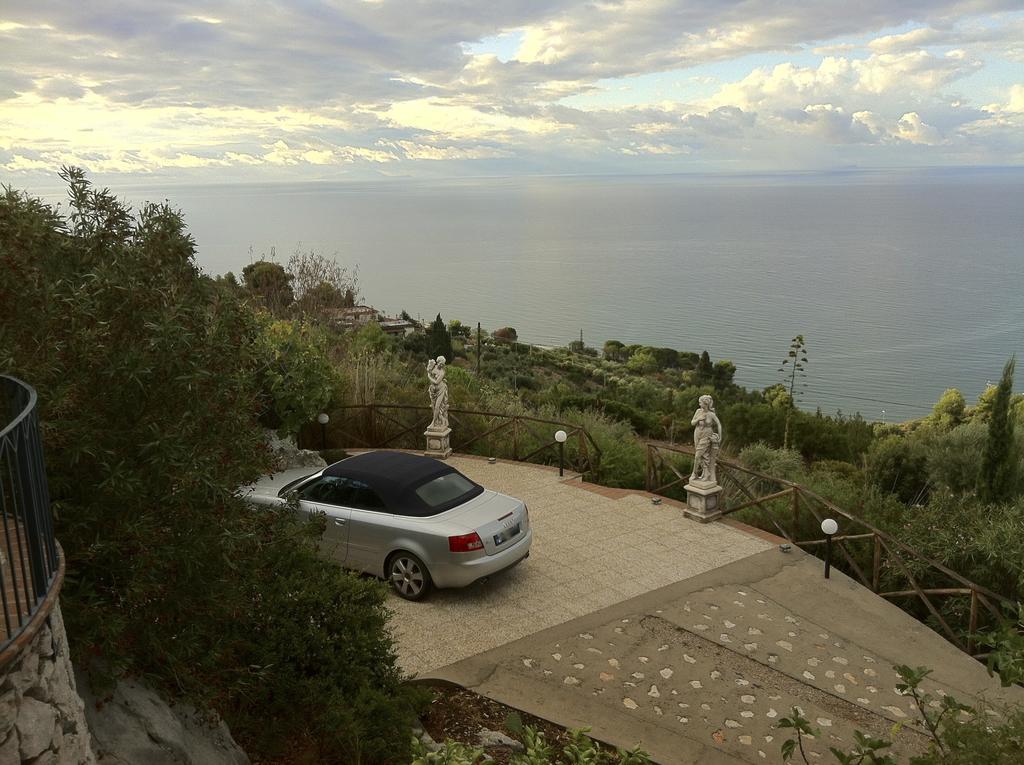 Villa "Ai Galli" Террачина Экстерьер фото